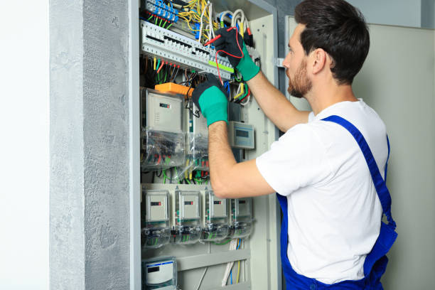 Best Emergency Electrical Repair  in Lake Linden, MI